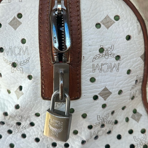 MCM limited edition perforated visetos handle bag - Picture 11 of 12